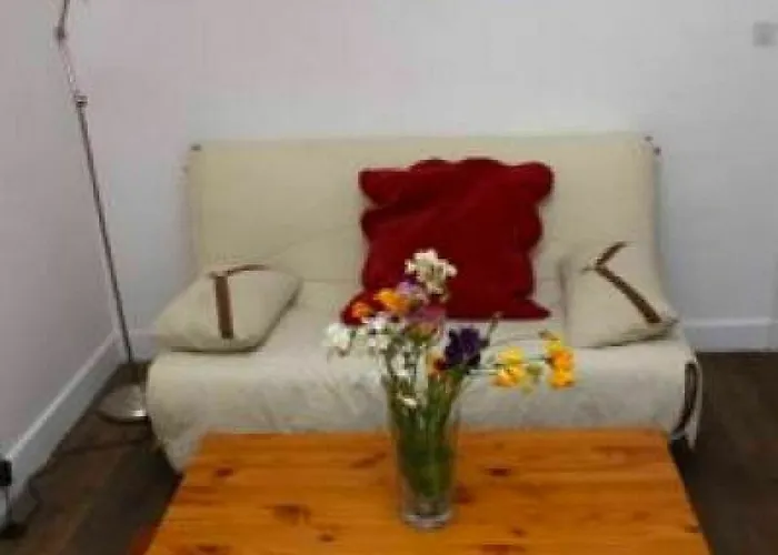 Ferrie Apartment